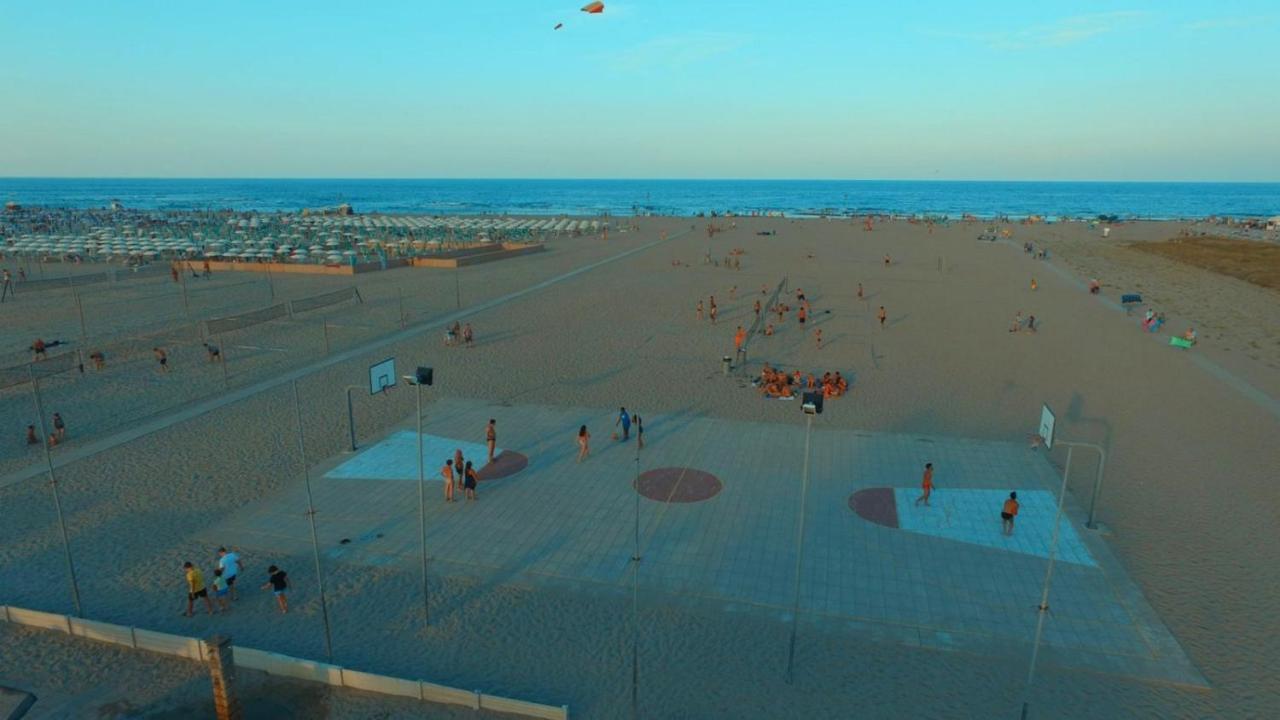 Buona Mobile Homes On Camping Mare E Pineta Лидо-ди-Спина Экстерьер фото