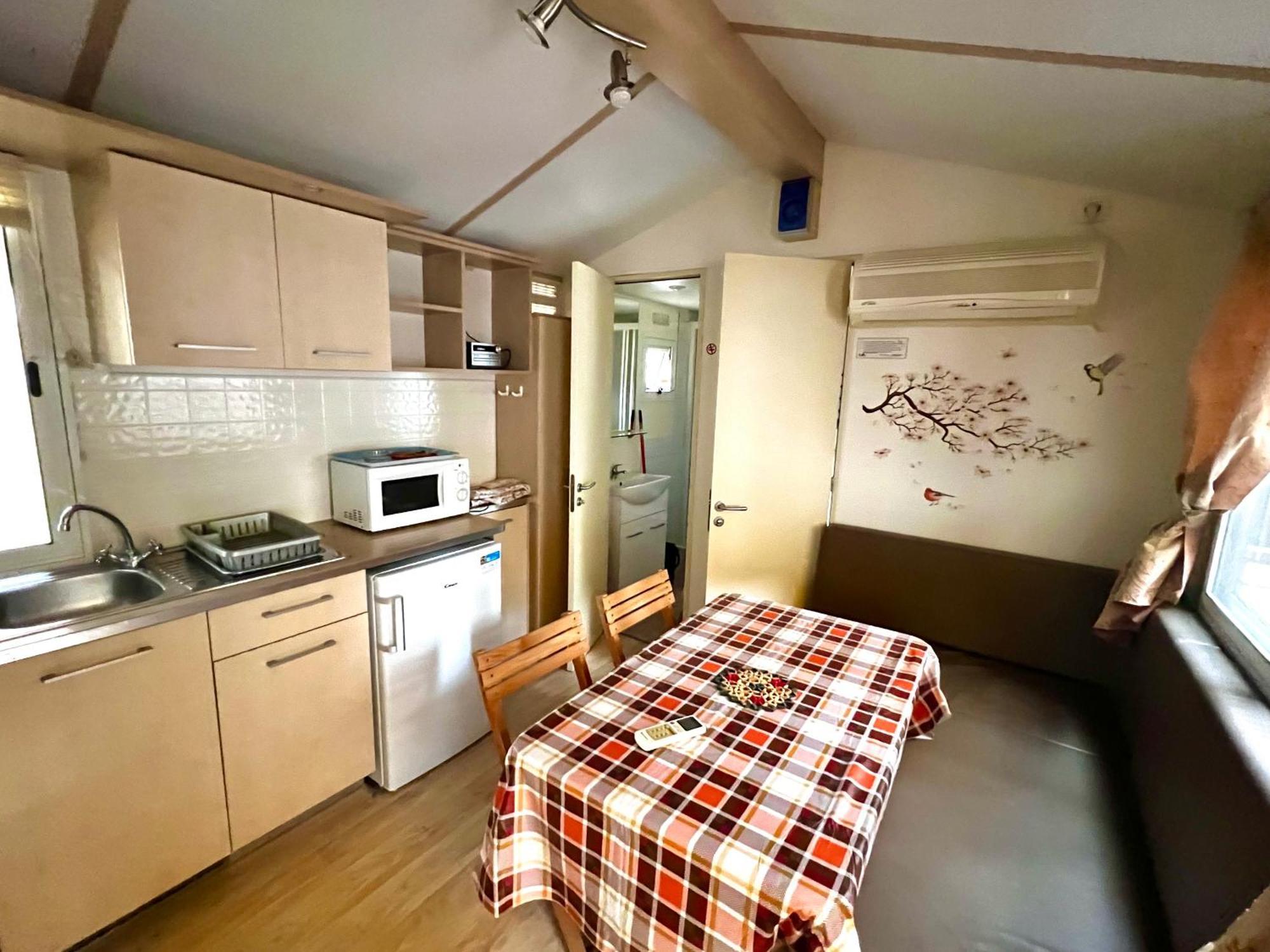Buona Mobile Homes On Camping Mare E Pineta Лидо-ди-Спина Экстерьер фото